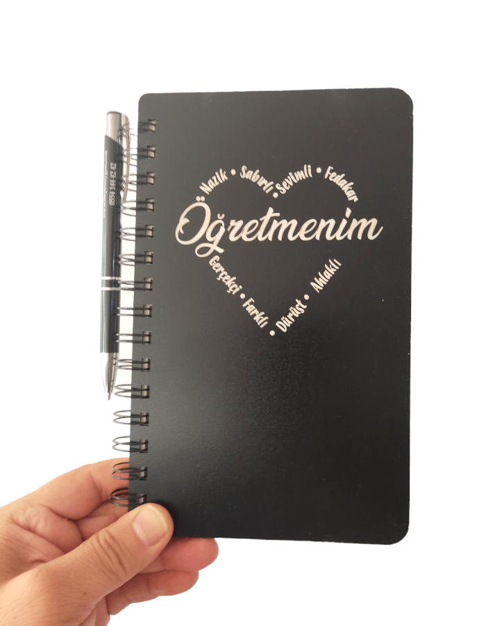 Öğretmen Temalı  Öğretmenler Günü Hediyesi Ahşap Kapaklı Defter Kalem Seti