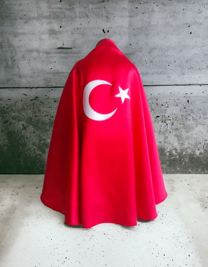Ayyıldız Baskılı Yakalı Pelerin