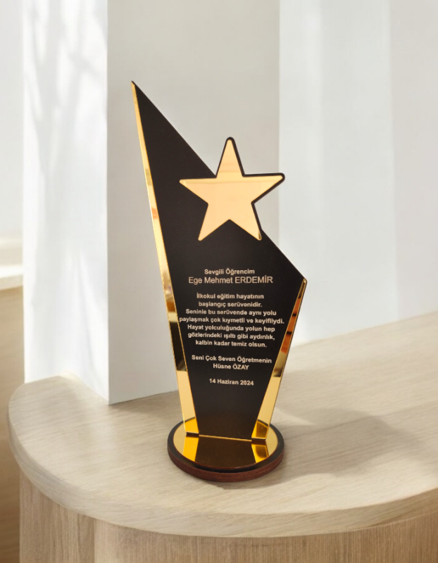 Kişiye Özel Mezuniyet Hatırası Ahşap Plaket