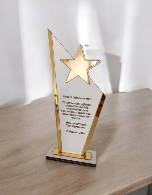 Kişiye Özel Mezuniyet Hatırası Ahşap Plaket