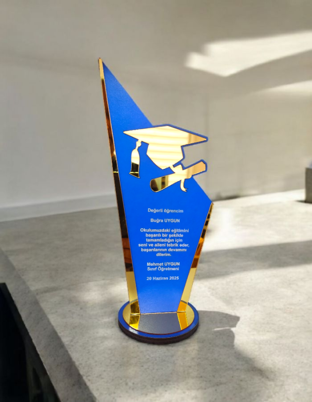 Kişiye Özel Mezuniyet Hatırası Ahşap Plaket
