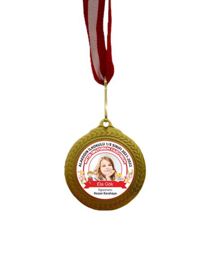 Artık Okuyorum Madalyası Model 32 (Fotoğraflı - İsimli)
