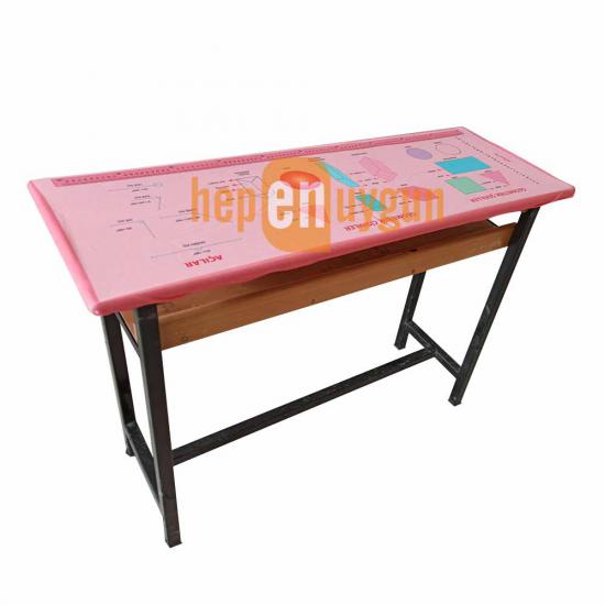 Gizil Öğrenme Baskılı Sıra Örtüsü - (Geometrik Cisimler)