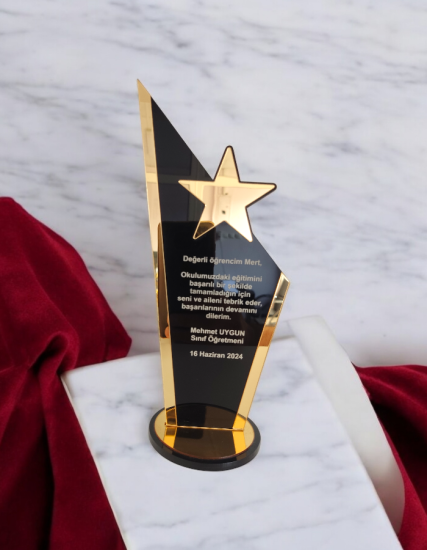 Kişiye Özel Mezuniyet Hatırası Pleksi Plaket