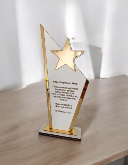 Kişiye Özel Mezuniyet Hatırası Ahşap Plaket
