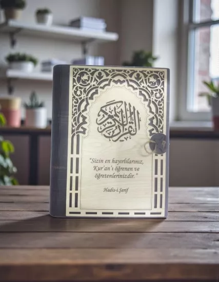 Dekoratif Kur’an-ı Kerim Kutusu – Ahşap Özel Tasarım - Orta Boy