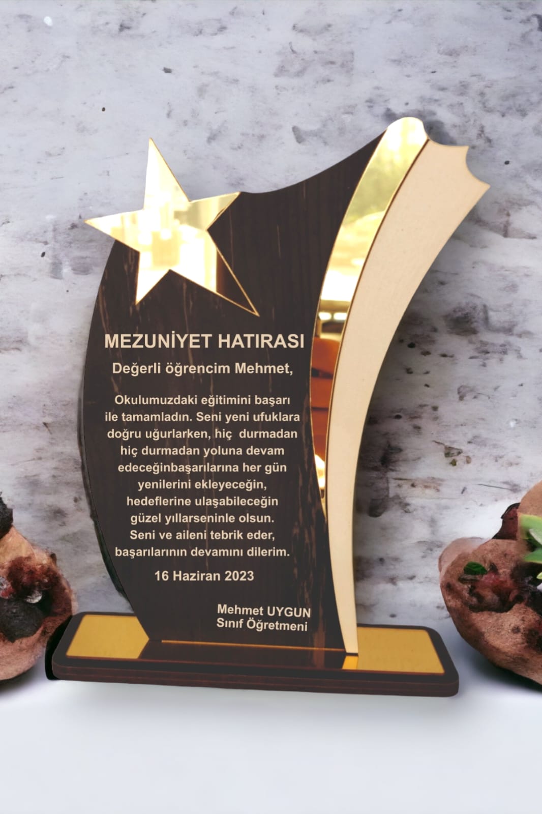 Kişiye Özel Mezuniyet Hatırası Ahşap Plaket